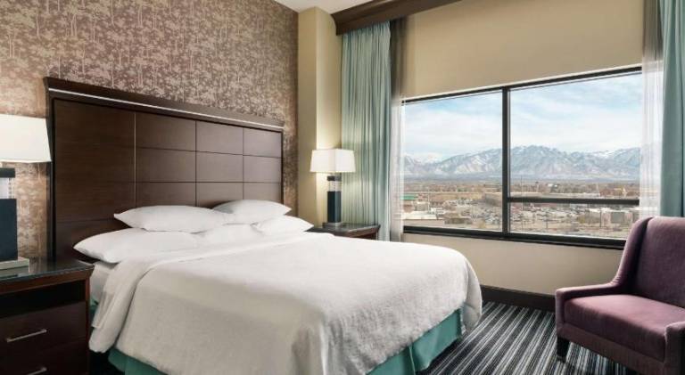Embassy Suites by Hilton Salt Lake West Valley City — photo 2