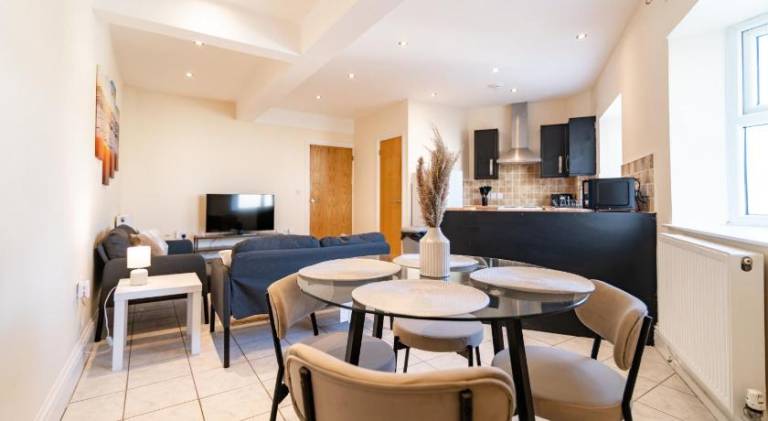 Apartment with 2 rooms for 4 persons — photo 4