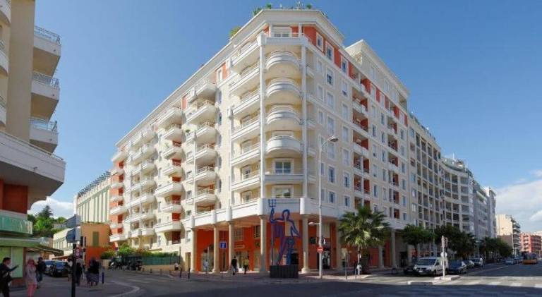 Villa Kappas - B42 Promenade des Anglais in Thiers