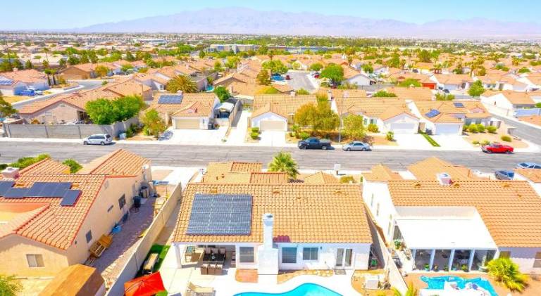 Private Guestrooms OR Entire Home Rental in North Las Vegas — photo 2