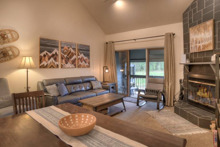 New Listing! Prime Location Shared Hot Tub Deck Mtn Views Dogs OK — photo 2