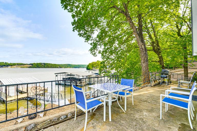 Beach + Dock! Lakefront Ozarks A-Frame Retreat — photo 3