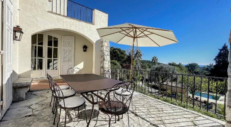 Fully equipped villa with BBQ, heated pool & garden | Pets allowed — photo 4