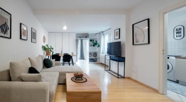 Rental apartment with patio | Pets allowed — photo 2