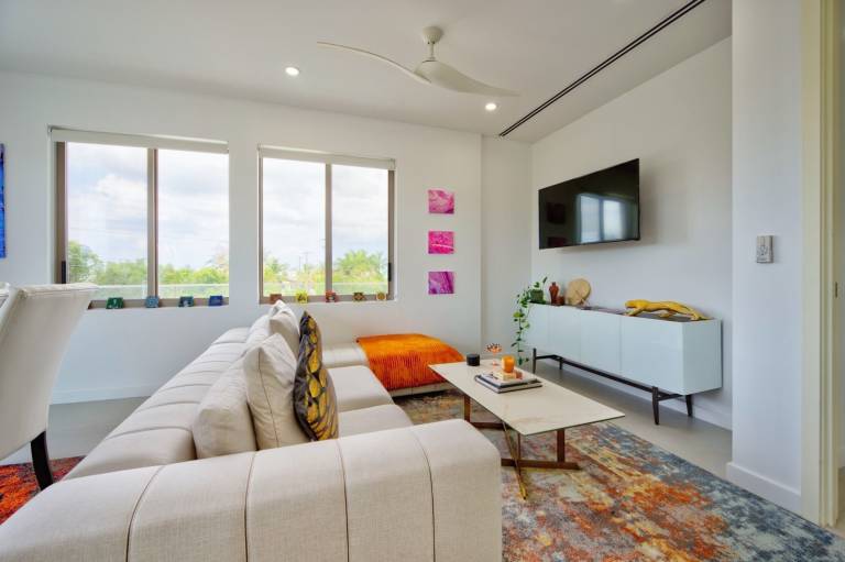Condo Grand Harbour