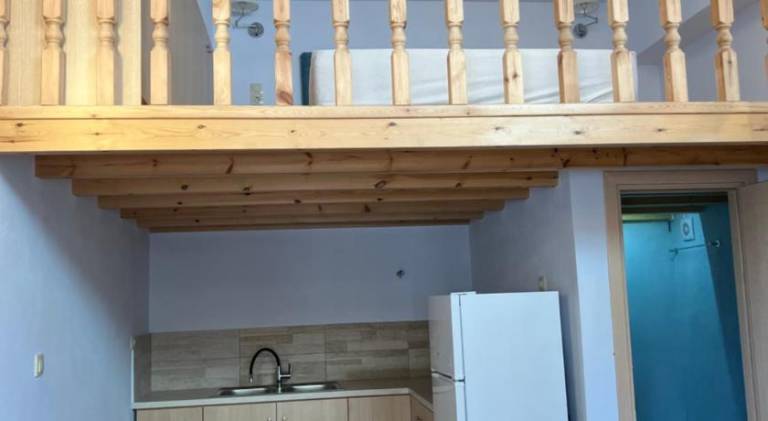 Nice house with patio | Next to the beach | Dogs allowed in Aigialeia