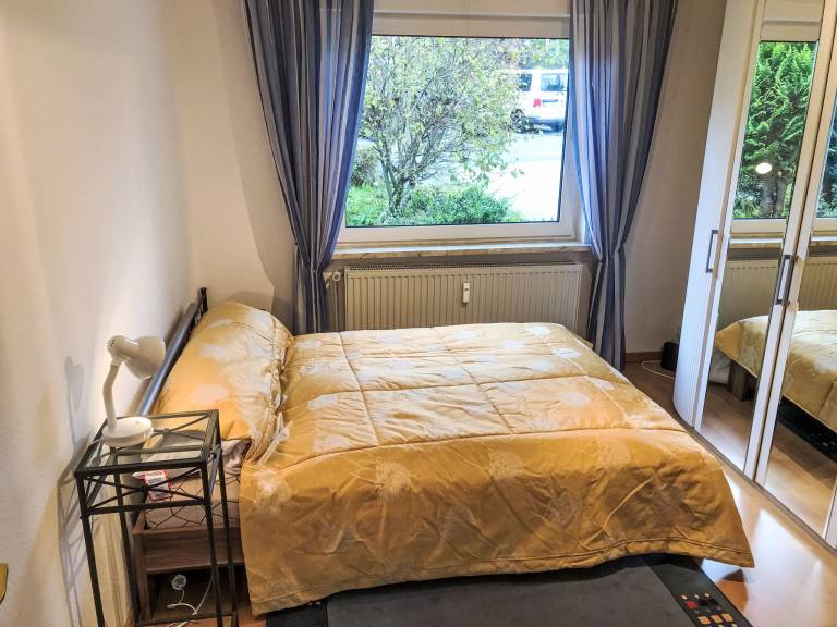 Holiday apartment with yard — photo 4