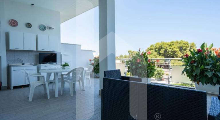 Rental apartment with pool & patio | Close to the beach | Pets allowed — photo 4