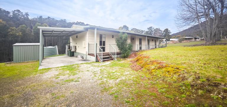 Farmhouse  Marysville