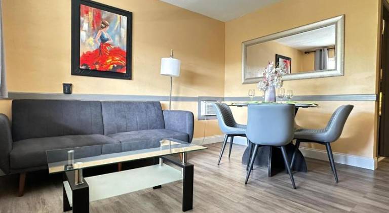 Sheridan Suites Apartments — photo 4