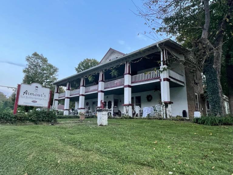 Armour s Hotel & Spa