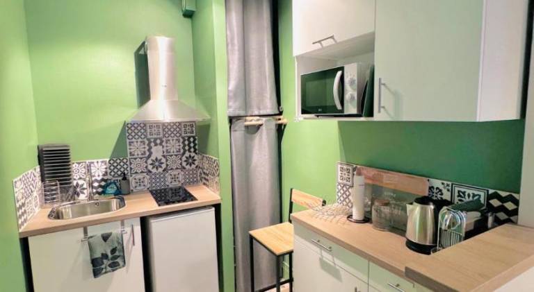 Apartment with 1 room for 4 persons — photo 3