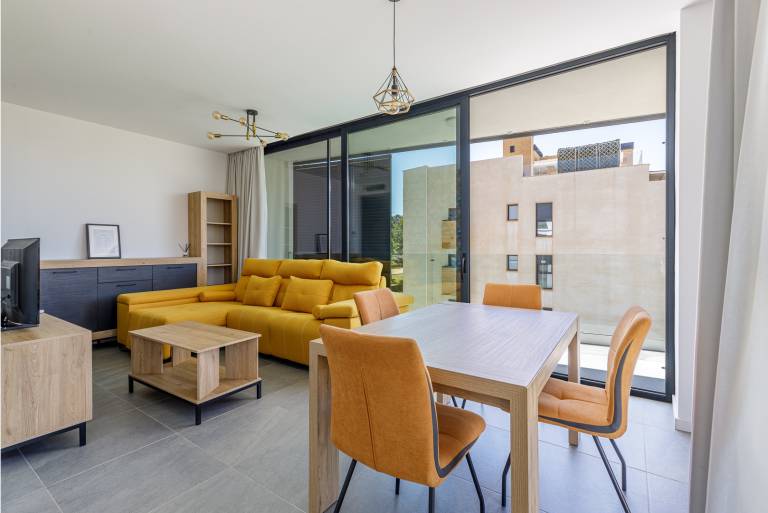 Fully equipped pleasant apartment with pool & patio | Dogs allowed — photo 2