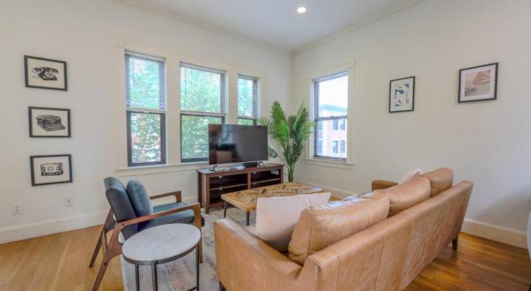 Fully equipped nice rental apartment | Pets are welcome in Cambridge, MA