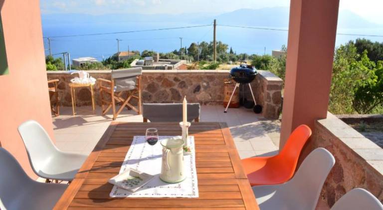 Villa with patio & garden — photo 5