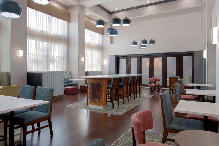 Hampton Inn Fayetteville — photo 3