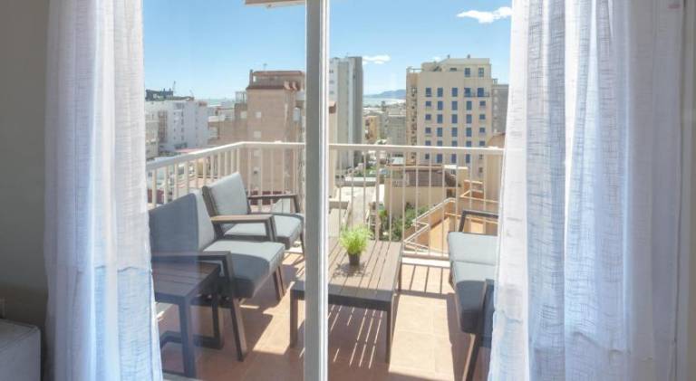 Apartment with patio & pool | Close to the beach | Pets are welcome — photo 4