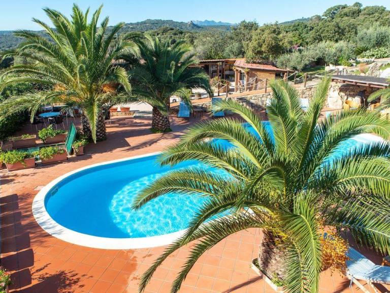 Child-friendly beautiful holiday apartment with pool, patio & barbeque | Pets are welcome — photo 4