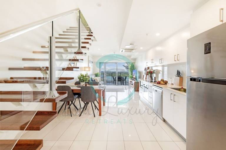 Zen Sea View 2BR 2BA Penthouse