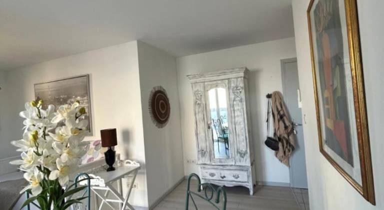 Holiday apartment with terrace — photo 4