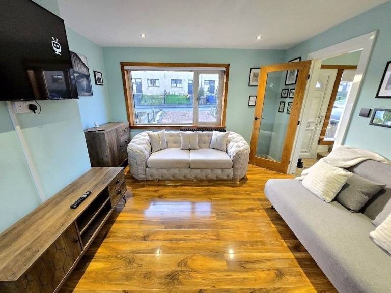 House Paisley