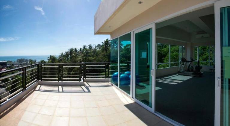 Family-oriented wonderful holiday apartment with patio, garden & pool | Good for workation | Pets allowed — photo 2