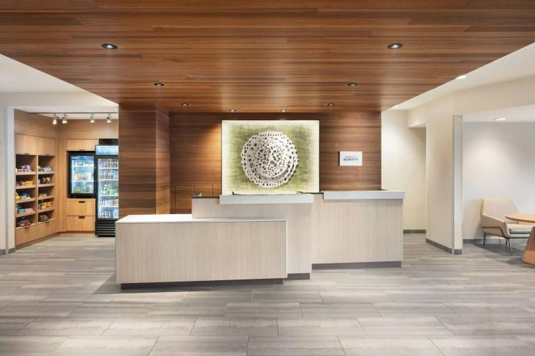 Fairfield by Marriott Inn & Suites West Kelowna — photo 4