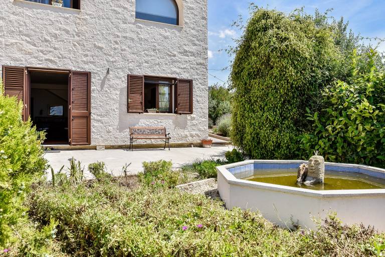 Apartment 'Villa Sovareto' with Sea View, Shared Garden and Wi-Fi — photo 2