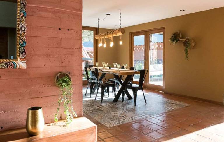 Family-oriented vacation home with fast internet & grill | Pets allowed — photo 5