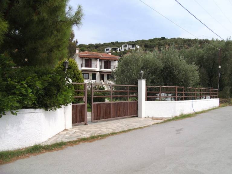 σπίτι Xinovrysi