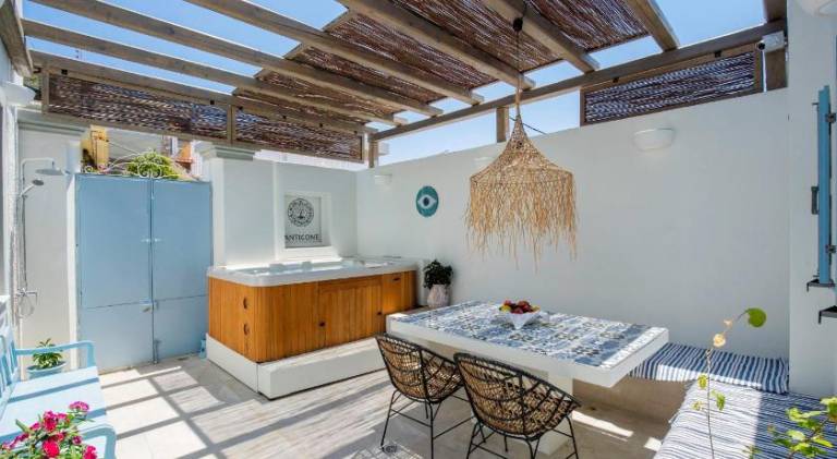 Vacation home with jacuzzi | Dogs allowed — photo 5