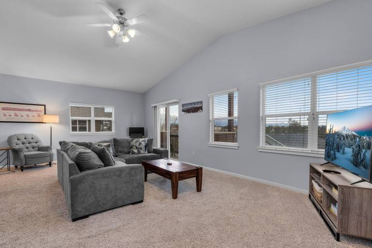 New Listing! Mountain Views Dog Friendly Fireplace Fenced Yard! — photo 4