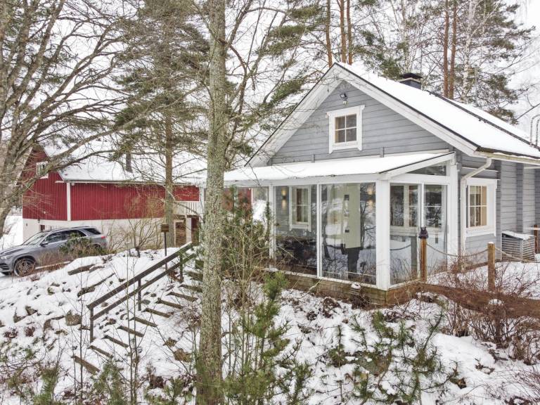 House with sauna | Nature view in Tampere