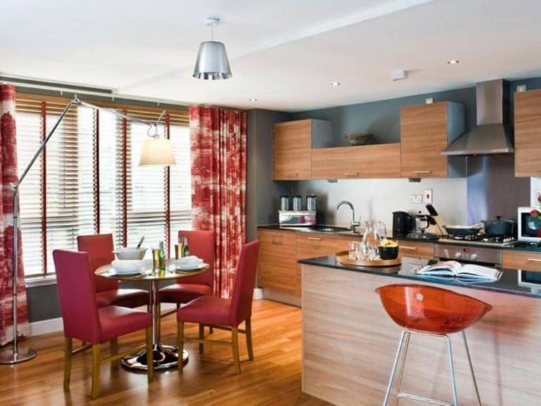 Pleasant serviced apartment | Close to Glasgow Cathedral | Pets are welcome — photo 3