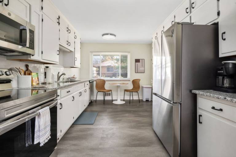 Holiday apartment with 2 rooms for 4 persons — photo 2