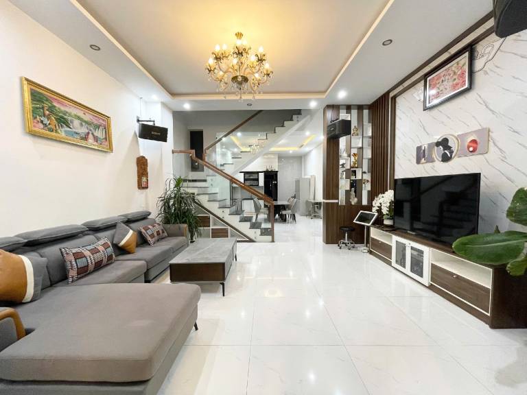 Villa with 4 rooms for 10 persons — photo 3