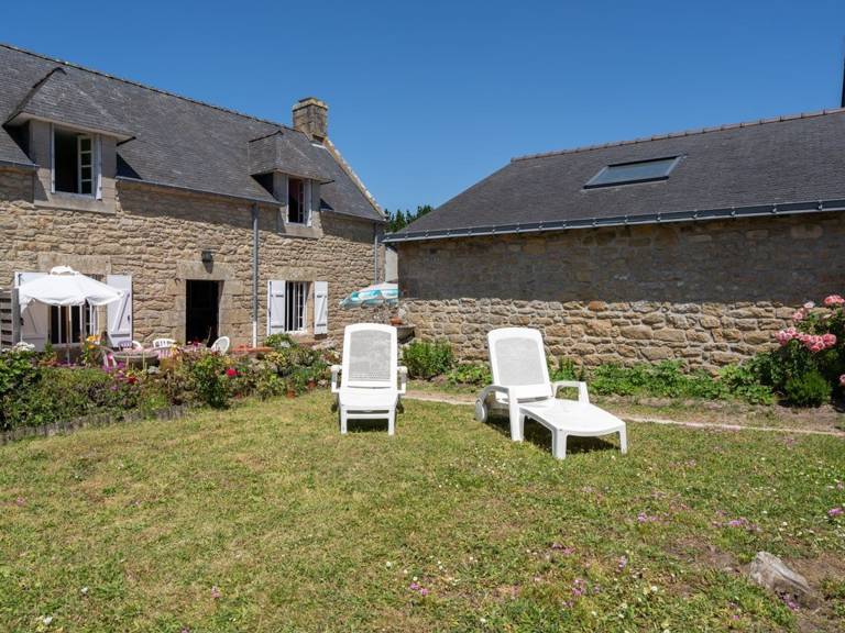 Villa with garden in Carnac