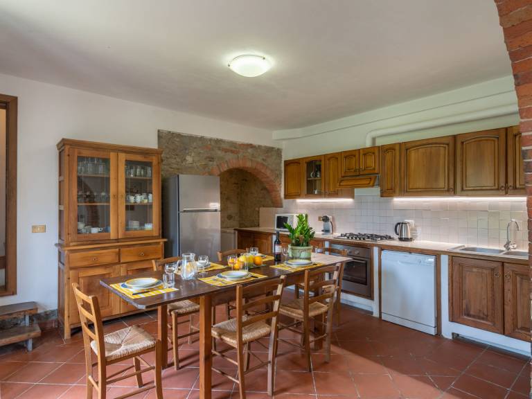 Fully equipped beautiful vacation home with garden, private pool & terrace | Pets allowed — photo 4
