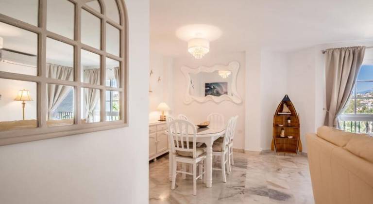 Rental apartment with garden, pool & terrace — photo 3