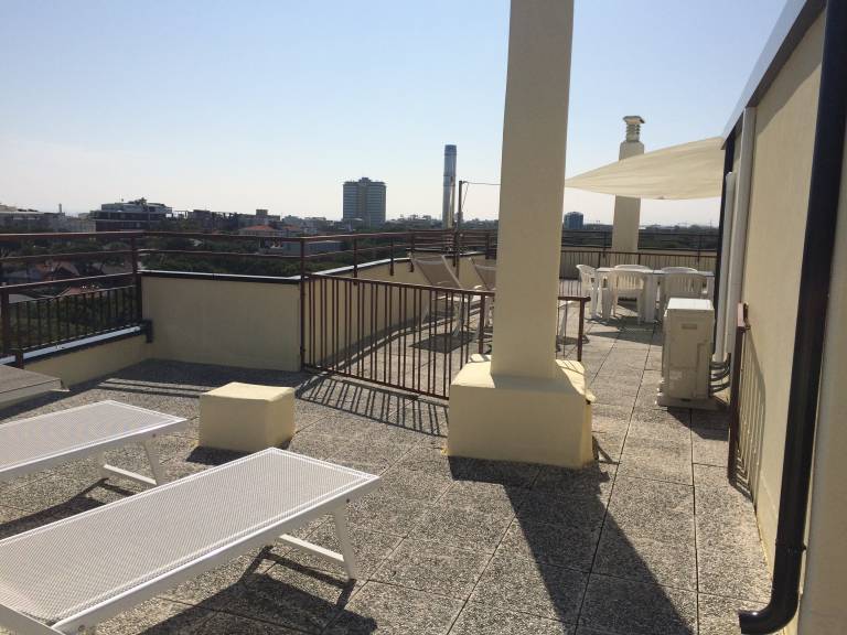 Family-oriented charming apartment with terrace | Nature view | Next to the beach | Pets allowed — photo 5