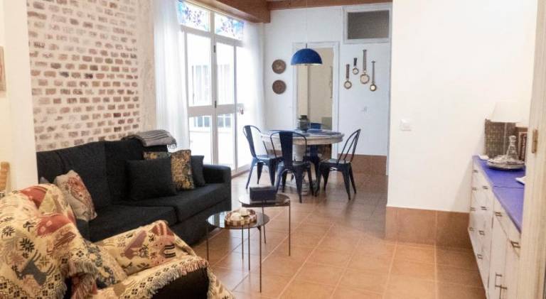 Holiday apartment with patio | Close to Mosque–Cathedral of Córdoba in Córdoba