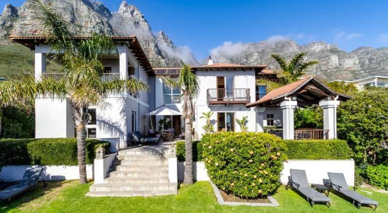 The Cape Bali Luxury Villa with Ocean Views in Camps Bay — photo 3