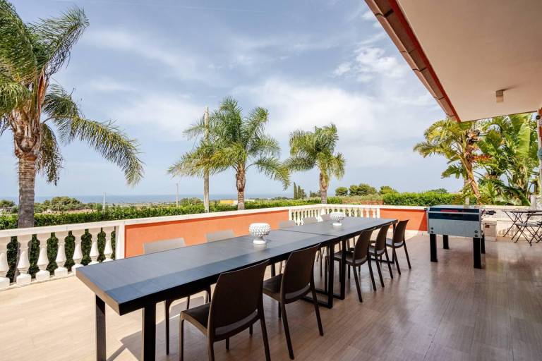 Children-friendly nice villa with garden, barbeque & private pool | Pets are welcome — photo 3