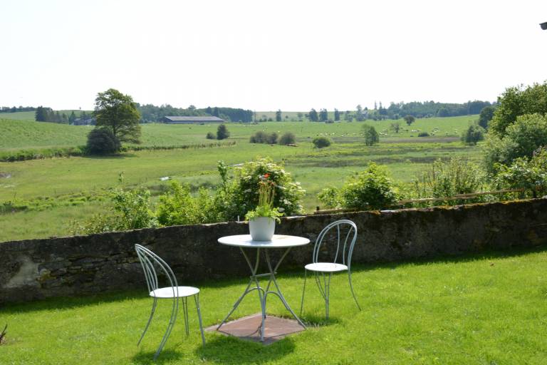 Farm with terrace, barbecue & yard | Nature view — photo 5