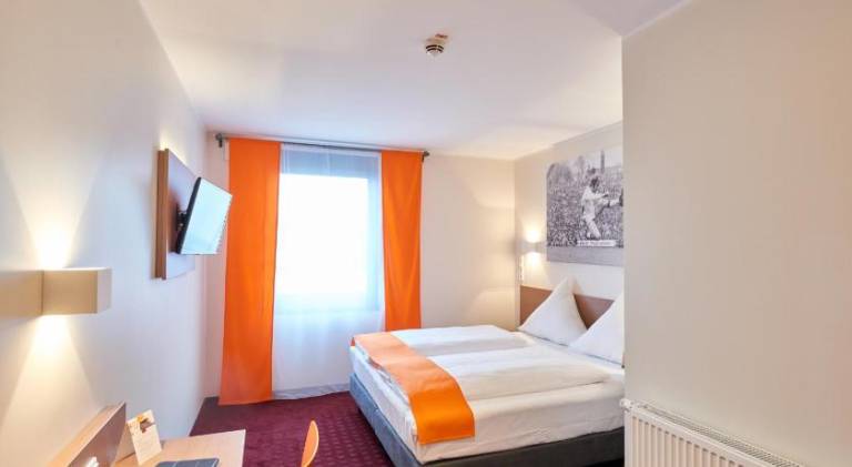 McDreams Hotel Monchengladbach in Moenchengladbach