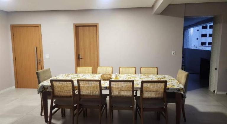 Ample rental apartment with pool | Pets are welcome in Belém