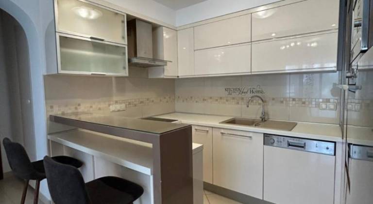 Apartment with 2 rooms for 6 persons — photo 3