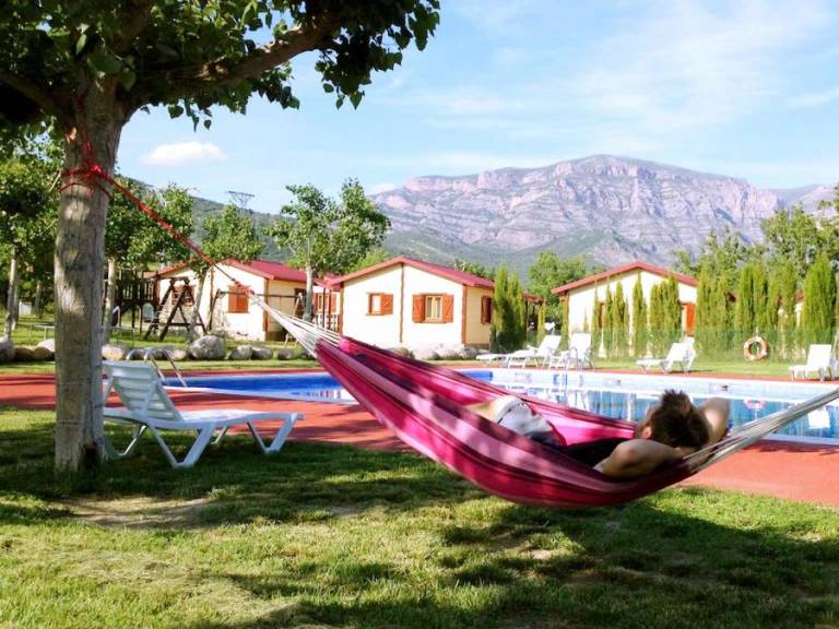 Mobile home with pool & terrace | Pets are welcome in Huesca