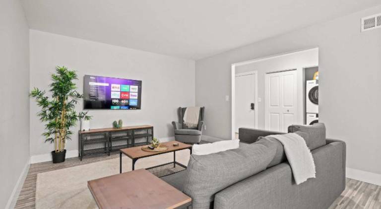 Holiday apartment | Suitable for remote work in Rochester, MI