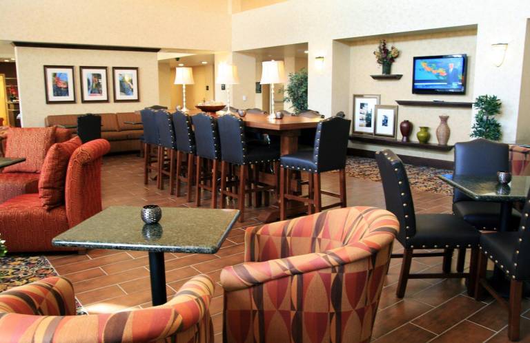 Hampton Inn & Suites Lodi — photo 5